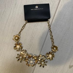 New York and company necklace